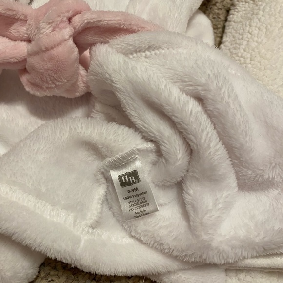 Infant unicorn items - Picture 3 of 3